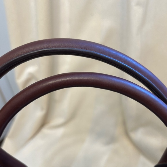 😍🌻- Isaac Mizrahi Genuine Leather Shoulder Bag Purse Bag Navy Prussian Indig… - Picture 8 of 11